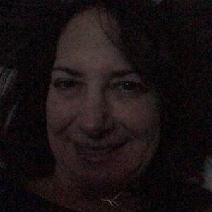 Meet your Posher, Iris